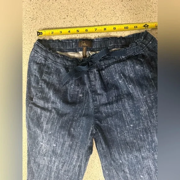 Jaanuu Scrub Set Denim Print Peplum Top Zippers Gold Details XS - Picture 4 of 16